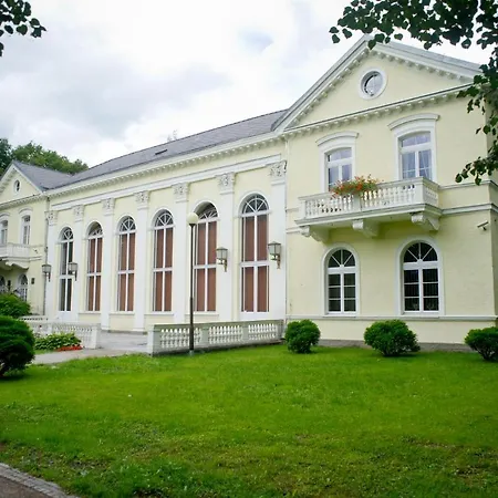 公寓式酒店 Uzdrowisko Cieplice - - Pawilon Edward