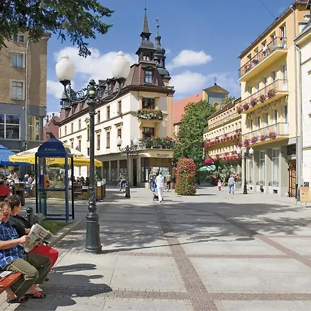 Uzdrowisko Cieplice - - Pawilon Edward 3* 耶莱尼亚古拉