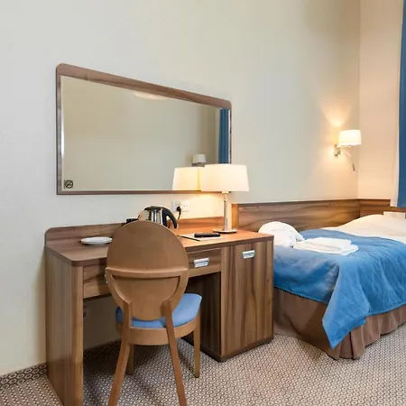 Hotel apartamentowy Uzdrowisko Cieplice - - Edward Jelenia Góra