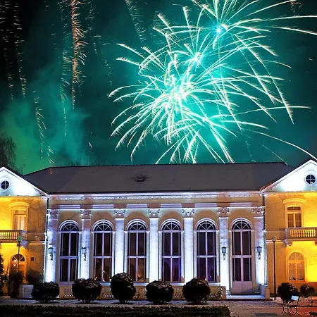 Uzdrowisko Cieplice - - Pawilon Edward 3* يلينيا غورا