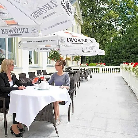 Uzdrowisko Cieplice - - Pawilon Edward 3*