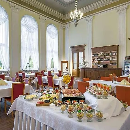 Lejlighedshotel Uzdrowisko Cieplice - - Pawilon Edward 3*