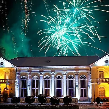 Uzdrowisko Cieplice - - Pawilon Edward Lejlighedshotel