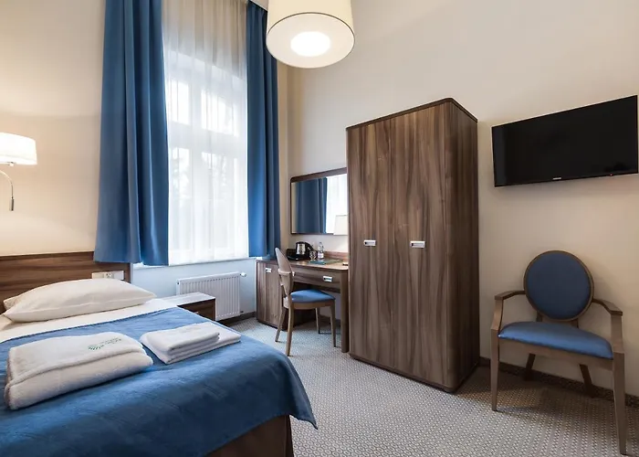 Uzdrowisko Cieplice - - Pawilon Edward 公寓式酒店 3*