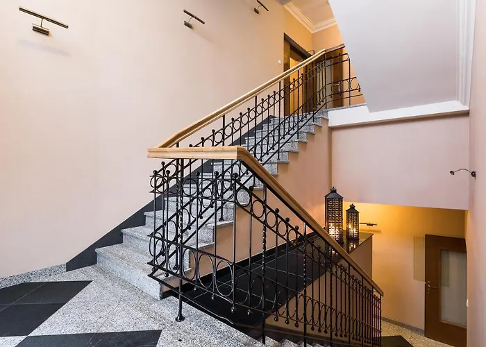 Uzdrowisko Cieplice - - Pawilon Edward 3* 耶莱尼亚古拉