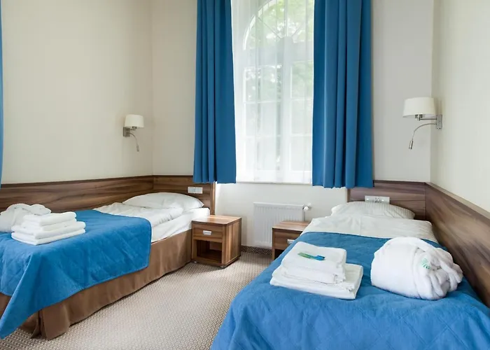 Uzdrowisko Cieplice - - Pawilon Edward Ξενοδοχείο με διαμερίσματα Jelenia Góra